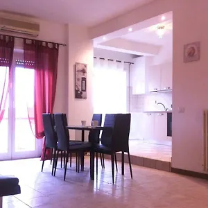 Ad Uso Turistico Lamberto Preneste Guest house Rome